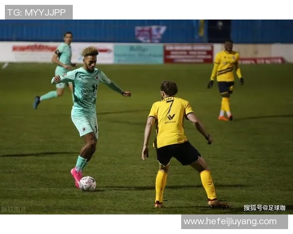 新冠状病毒疫情下的足球明星们如何应对挑战与机遇