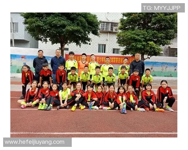 足球明星的谜语挑战让你猜出谁是绿茵场上的传奇人物 足球明星的谜语挑战让你猜出谁是绿茵场上的传奇人物